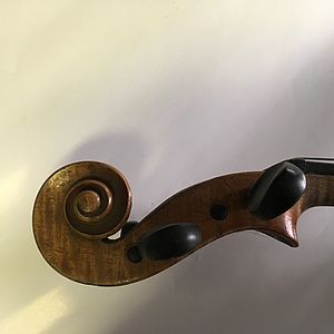 Violine mit Zettel 2