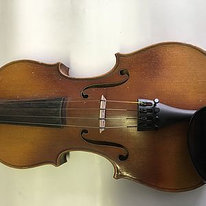 Violine mit Zettel 1